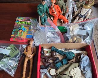 Vintage GI Joes & accessories