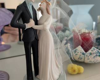 Vintage wedding cake topper