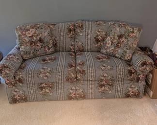 Love seat