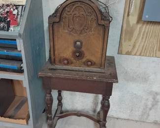 Vintage radio
