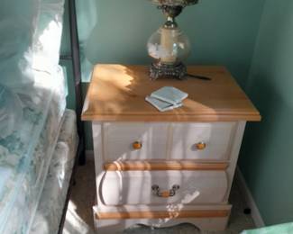 Night stand