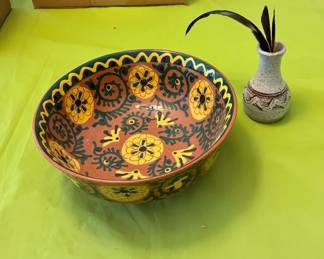 Painted Folk Art Ceramic Bowl And Bud Vase