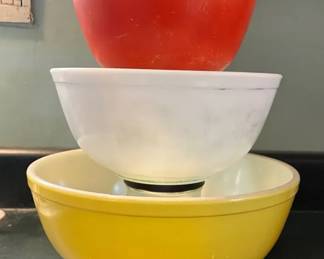 Pyrex Mixing Bowls
