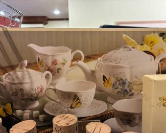 Lenox Butterfly Meadow Tea set