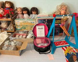 Vintage Barbie accessories and other dolls and tea sets