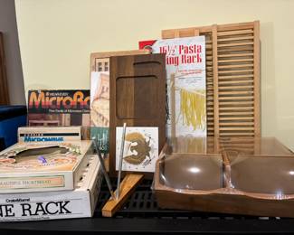 Lots of kitchenware