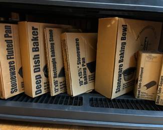 NIB Pampered Chef Stoneware