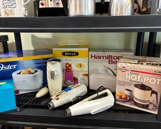 Vintage kitchen appliances