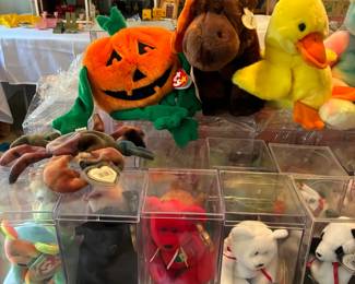 Huge selection of Beanie Babies