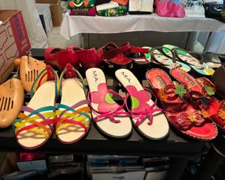 Women's shoes