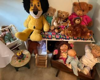 Plus toys and vintage Cabbage Patch Kids