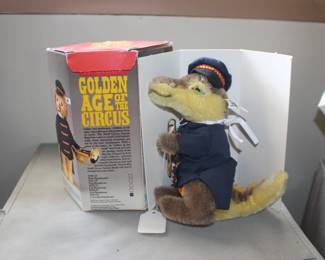 Steiff Golden Age of the Circus Crocodile Bandsman