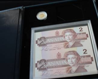 1986 Canada 2 Dollar Bills