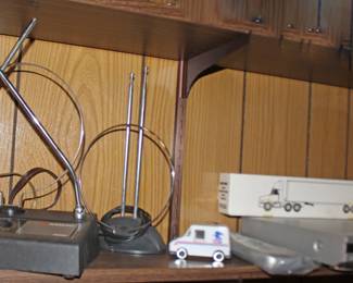 Antennas Protron CD Players, Truck Model