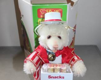 Steiff Golden Age Circus Teddy Baby Food Vendor