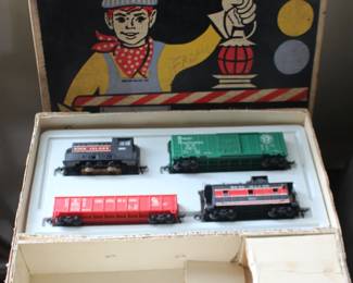 Vintage Marx HO Train Set