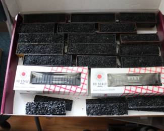 HO Model Coal Cars
