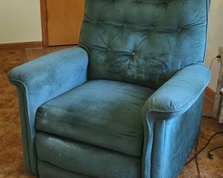 Green Tufted Manual Recliner