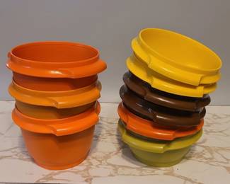 Vintage Tupperware Servalier Bowls