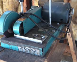 FOLEY Rotary Lawn Mower Blade Grinder Balancer