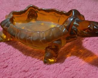 Amber glass turtle dish