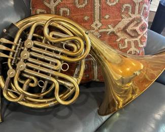 Houghton Elkhorn, Wisconsin double French horn