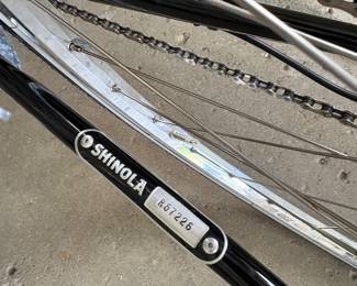 Black Shinola bike (his) with Serial number R57226 - Runwell tier with Valuation Report