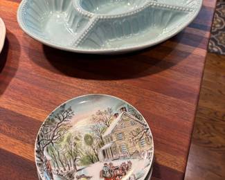 Appetizer/dessert plates (set of 4) and divided platter