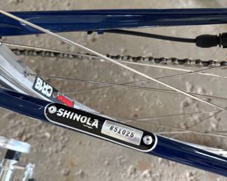Navy (hers) Shinola bike with serial number R51025 - Runwell tier with Valuation report