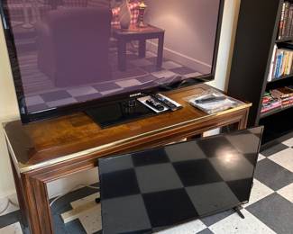 Samsung TVs and console table (matches coffee table and side table)