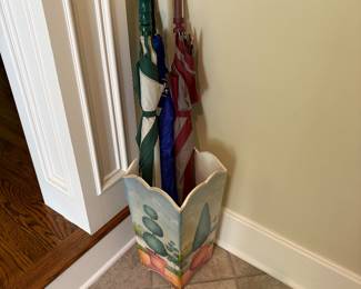 Umbrella stand and golf umbrellas
