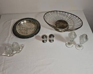 Salt And Pepper Shakers & Others S&P
