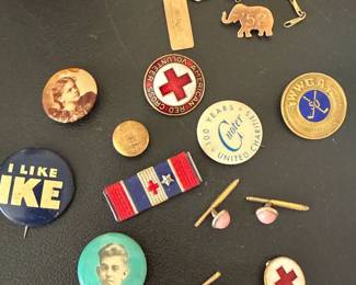 1952 Campaign pinback,  Soldier Daniel Rhoton, Vtg Red Cross 