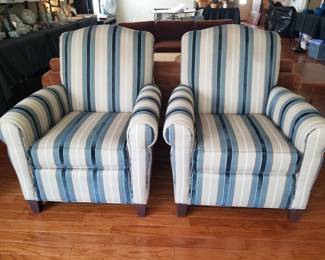 Heritage House club chairs