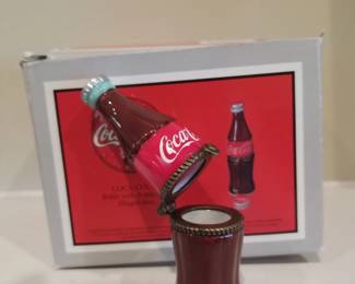 Coca-Cola bottle-shaped miniature box