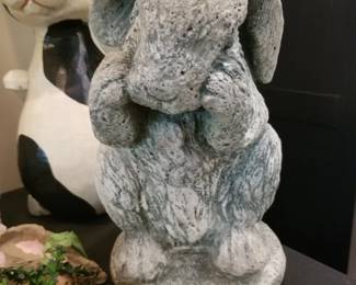 Concrete garden bunny