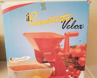 Tomato press