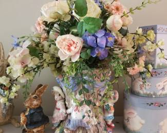 Fitz + Floyd ceramic bunny planter