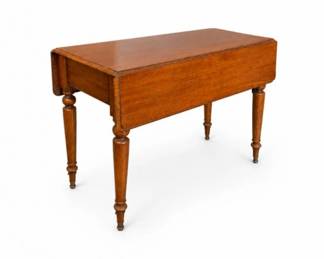 47 AntiqueWalnutDropLeafGatelegDiningTableVictorian