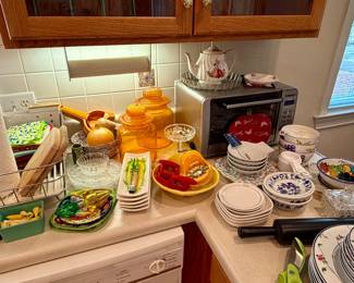 Two Orange Takahashi Glass Canisters, Cuisinart Oven...