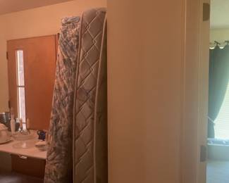 Twin mattress and box springs