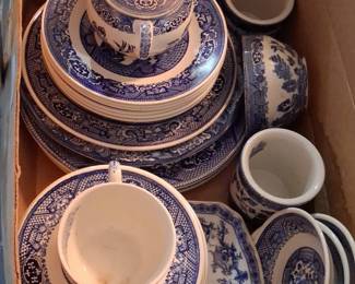 Almcee Woodland Pattern English China