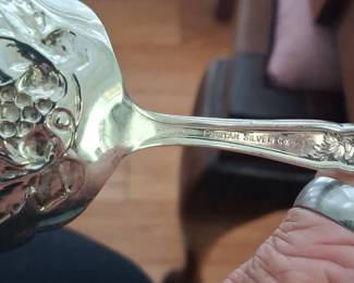 Puritan Silver Co. Silverplated Flatware Set second image