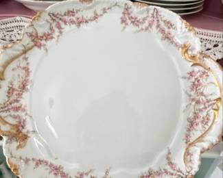 Theodore Haviland Limoges Varenne Pattern Dinnerware third image