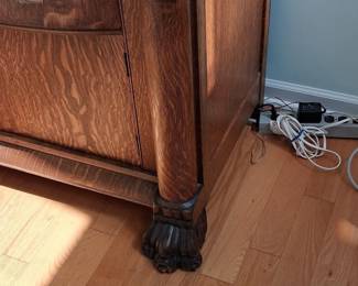 Victorian QuarterSawn Oak Sideboard with Griffin Carvings and Mirror third image
