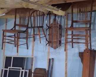 Vintage SpindleBack Chairs and Rocker fourth image