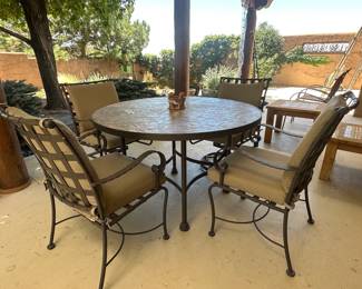 Outdoor Patio Table and 4 Chairs