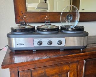 Bella Triple Slow Cooker Buffet Server with 3 Removable Crocks