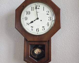 Vintage Howard Miller Model 4997 Key-Wind Pendulum Wall Clock with Gong