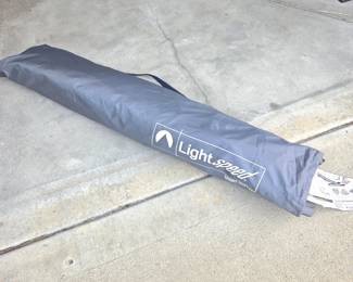 Lightspeed Quick-Set Sport Shelter with Carry Bag & Instructions
